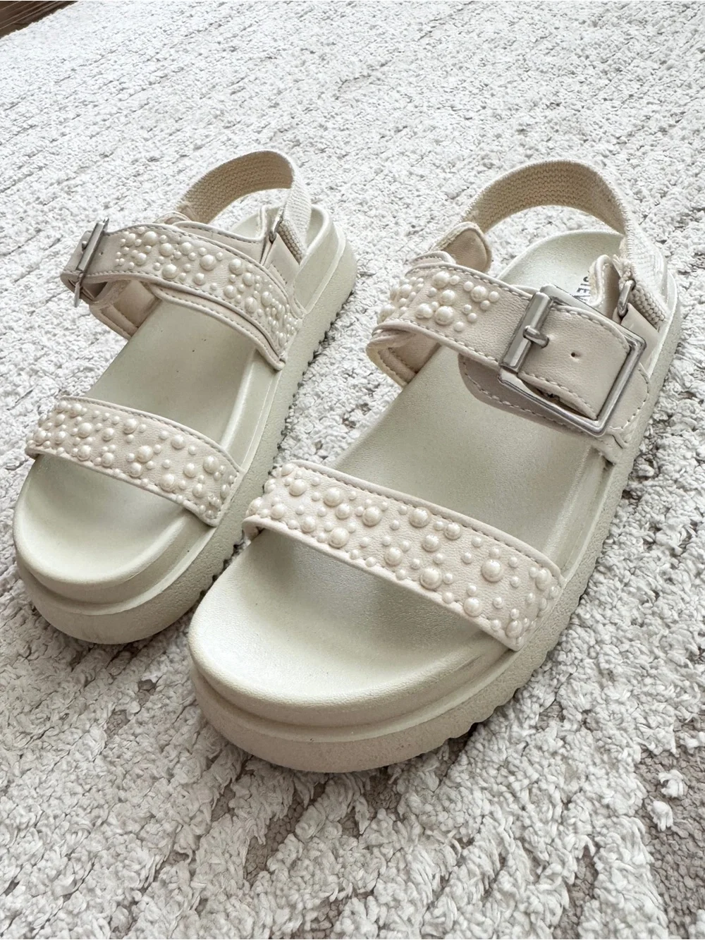 Steve Madden Cream Pearl-Embellished Kids Sandals